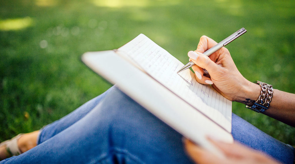 hacks-motivacionales-beneficios-escribir-metas-1170x650