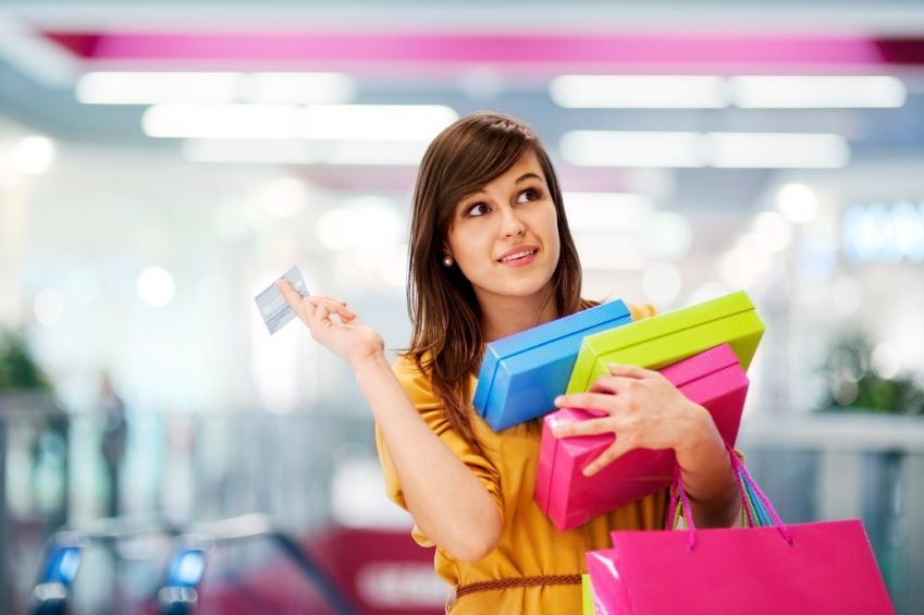 ¿Qué debemos usar: tarjeta de crédito o débito?