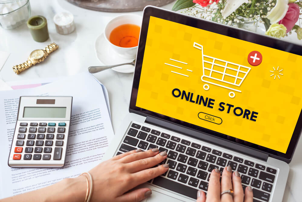 Negocio exitoso: Tips para vender ropa por Internet