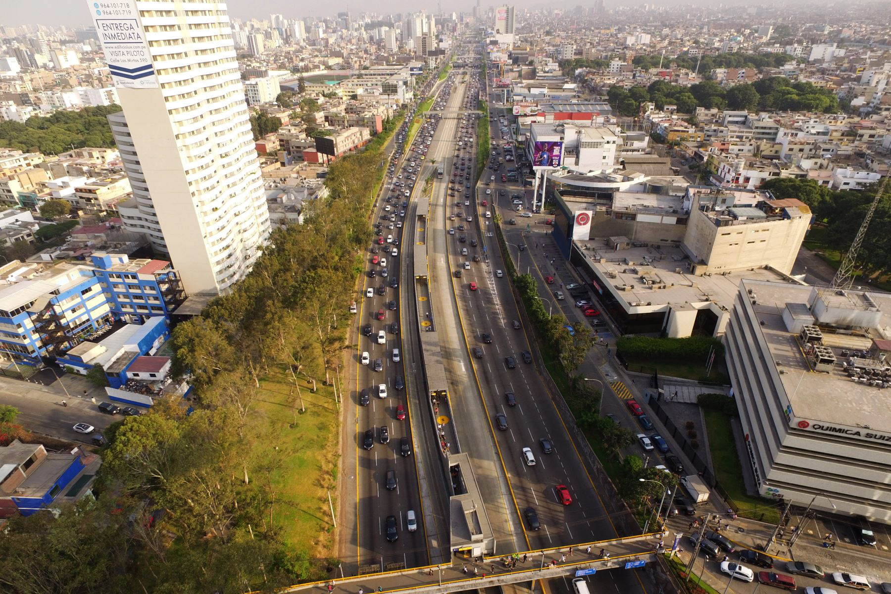 Economía peruana podría crecer menos