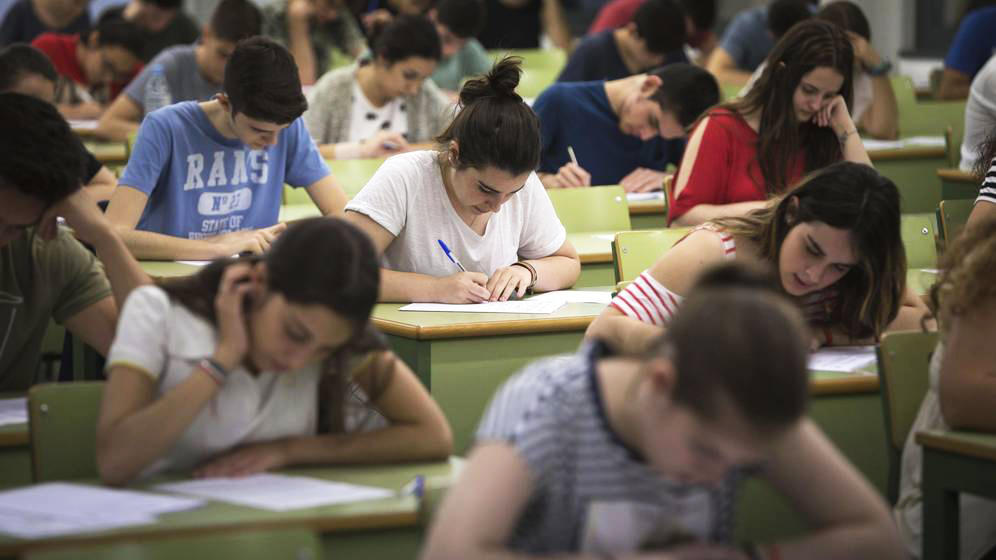 SUNEDU cerró tu Universidad: ¿Qué hacer?
