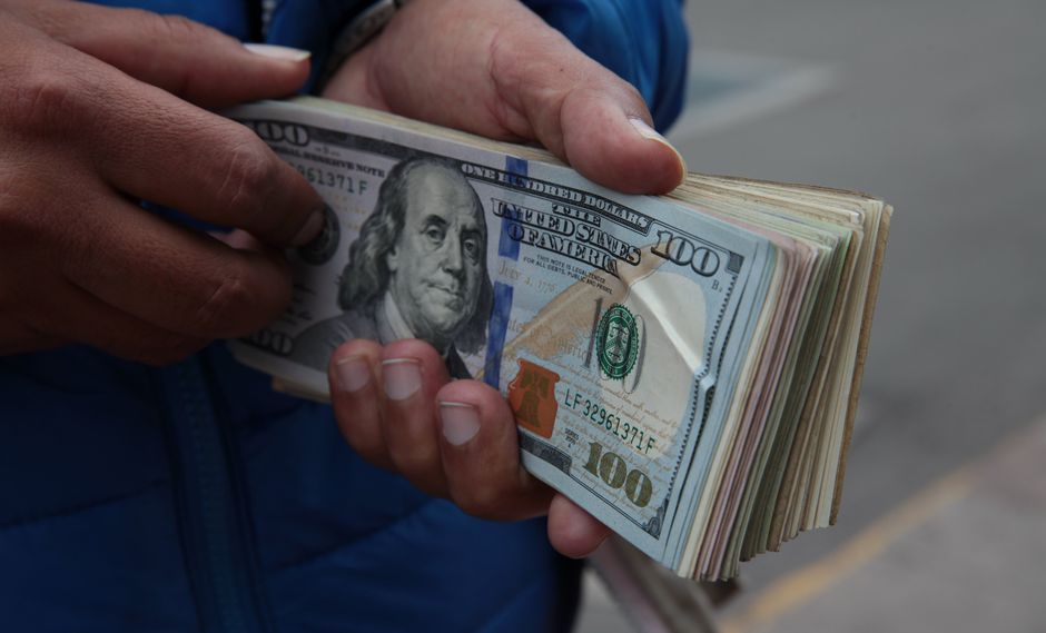 Dólar supera los S/ 3.50 por Coronavirus