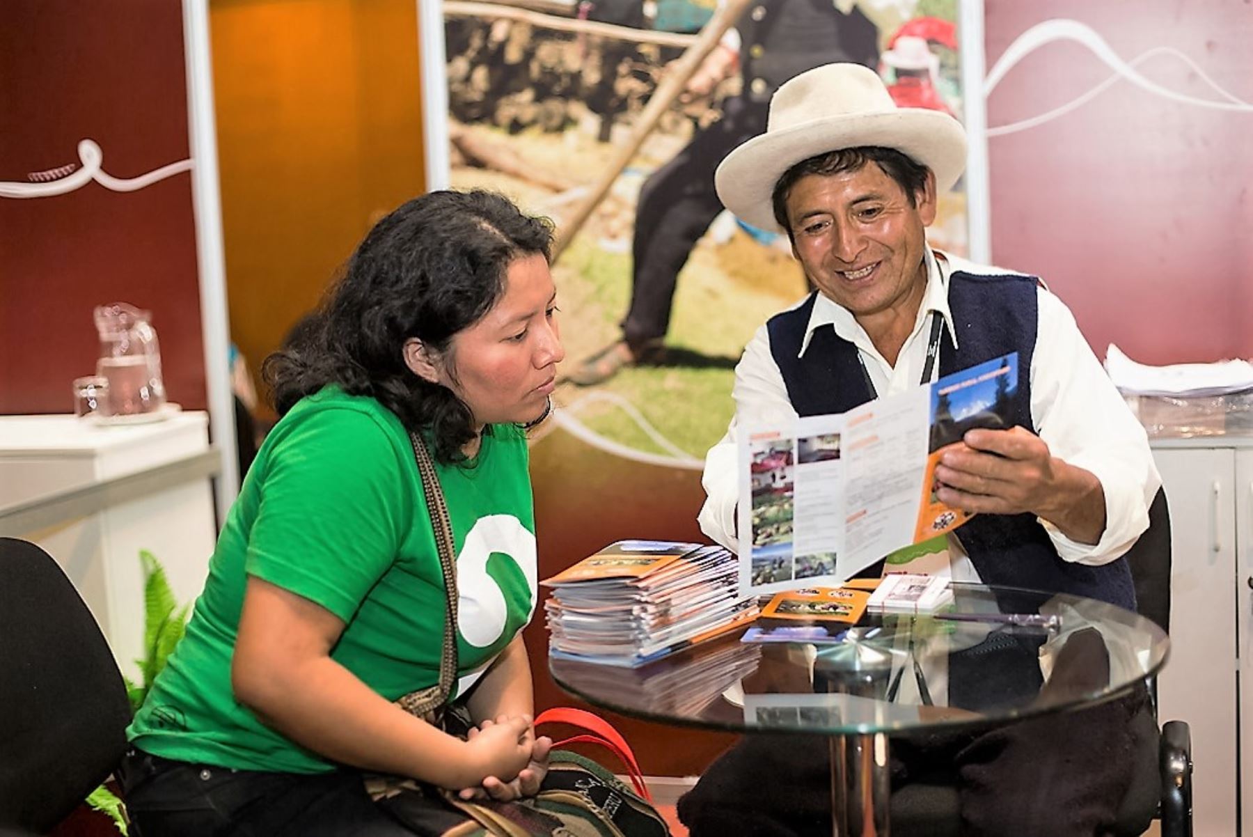 Turismo y Artesanía: Fondos para negocios