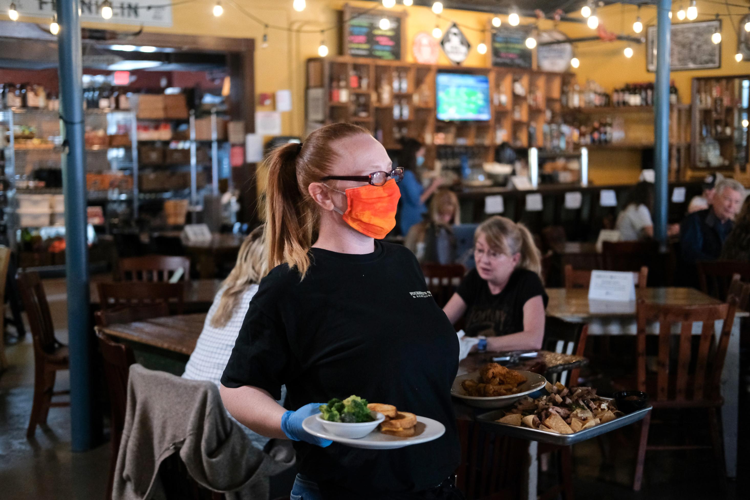 Nuevas reglas de atención en restaurantes