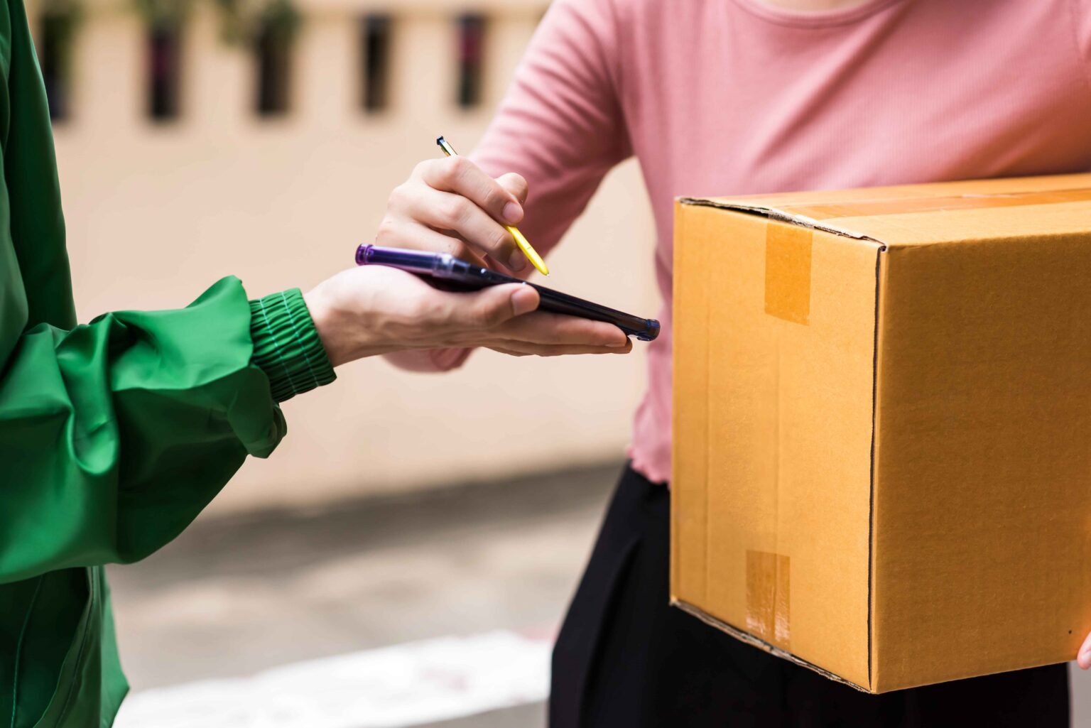 ¿Cómo iniciar tu negocio en el E-commerce?